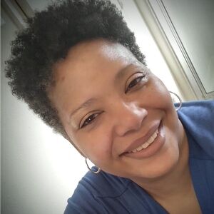 Meet your Posher, Angela